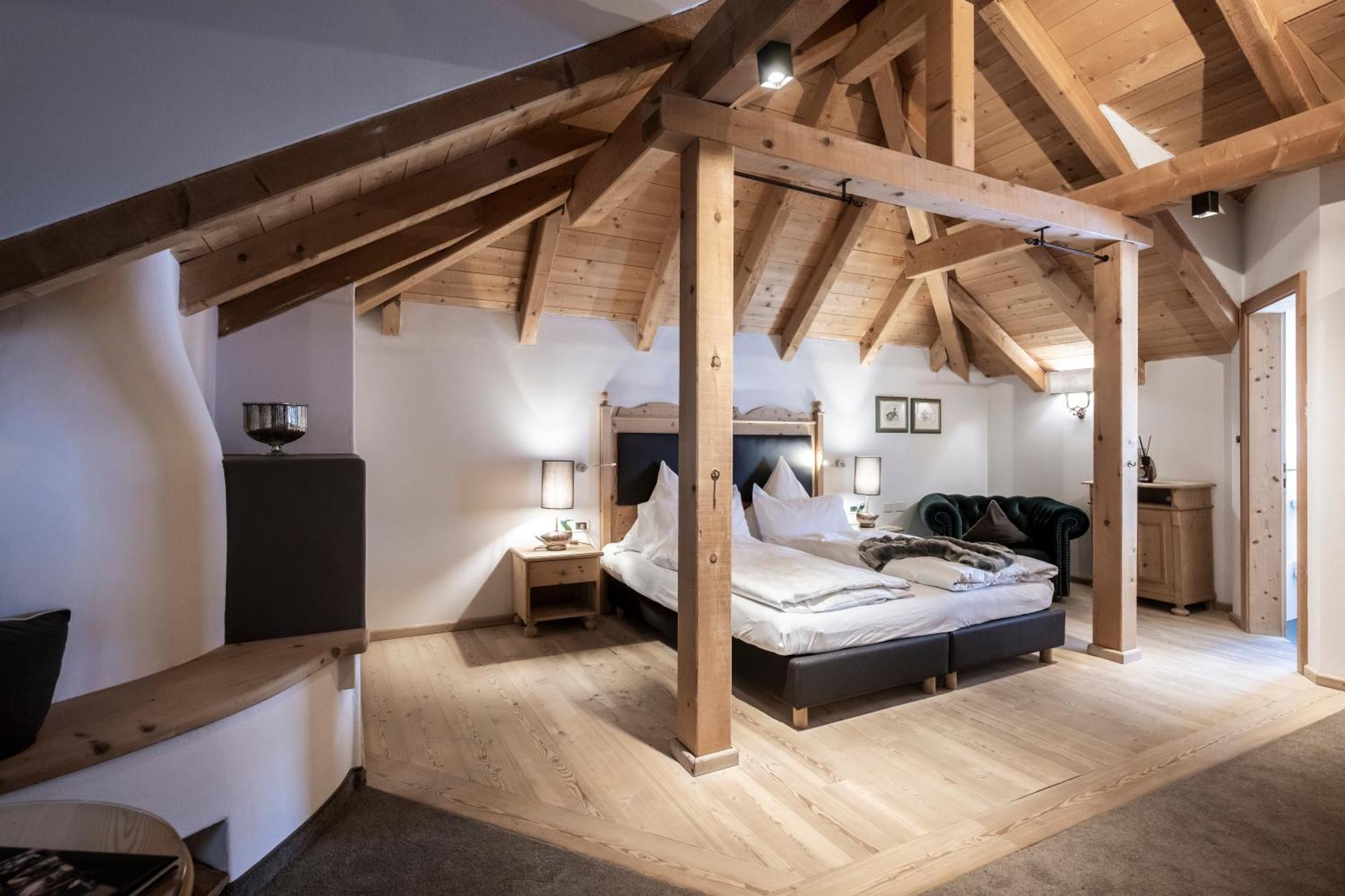 Hotel Acadia - Adults Mountain Home Selva di Val Gardena Dış mekan fotoğraf