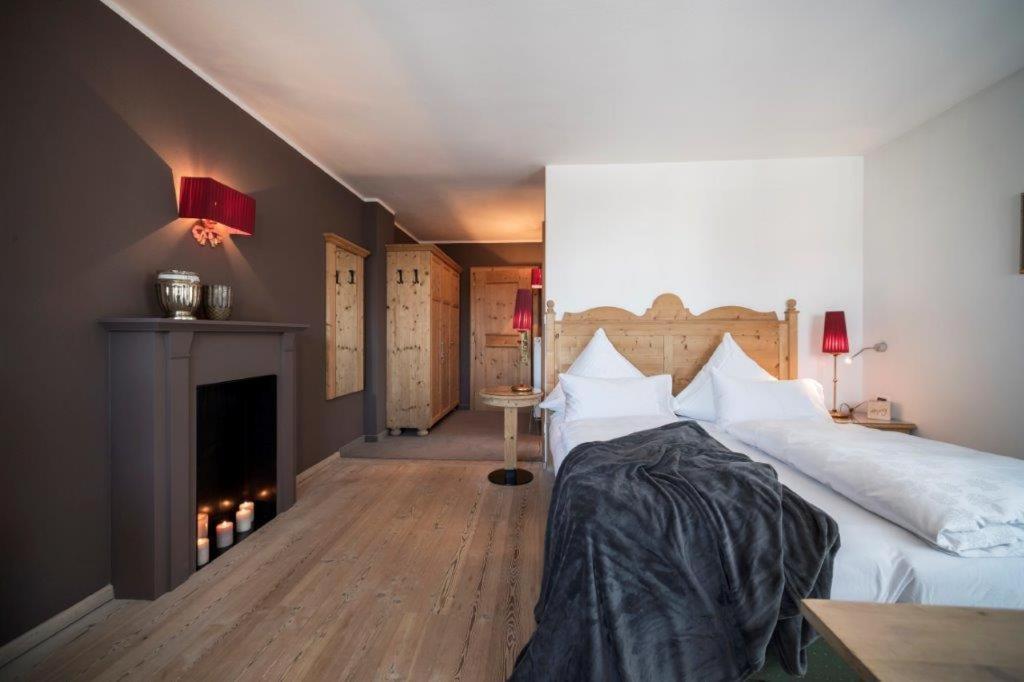Hotel Acadia - Adults Mountain Home Selva di Val Gardena Dış mekan fotoğraf